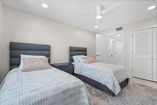 800 BENJAMIN FRANKLIN DRIVE 505, Sarasota, FL 34236