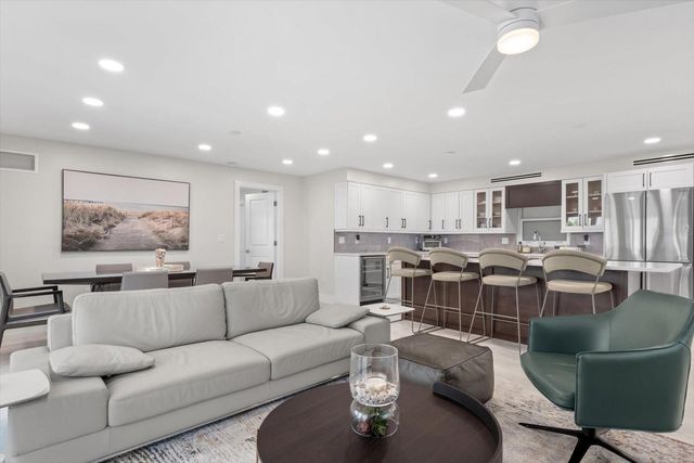 800 BENJAMIN FRANKLIN DRIVE 505, Sarasota, FL 34236