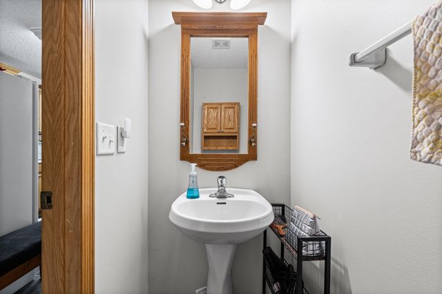 13627 Partridge Circle NW, Andover, MN 55304