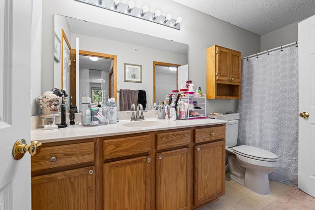 13627 Partridge Circle NW, Andover, MN 55304