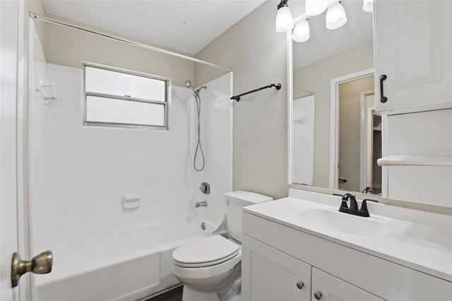 2326 NW 54TH BOULEVARD, Gainesville, FL 32653