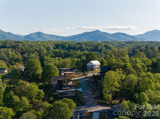 124 Lilikoi Lane 93, Asheville, NC 28804