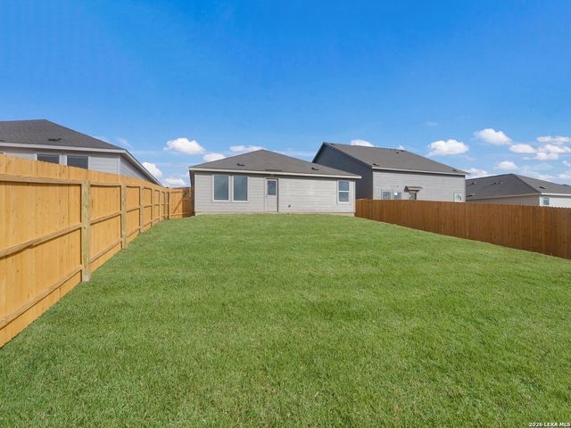 3234 GILBERT GDN, Converse, TX 78109