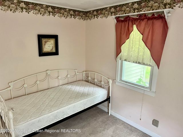 706 Riverside Drive, Bayville, NJ 08721