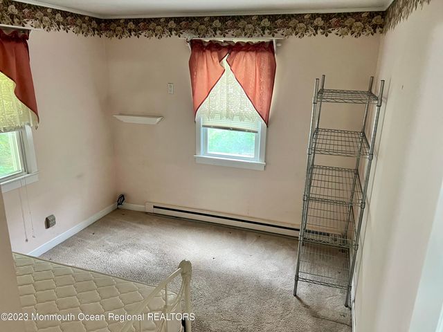 706 Riverside Drive, Bayville, NJ 08721