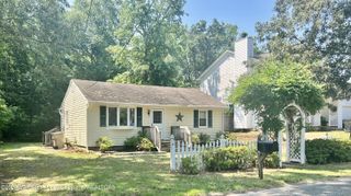 706 Riverside Drive, Bayville, NJ 08721