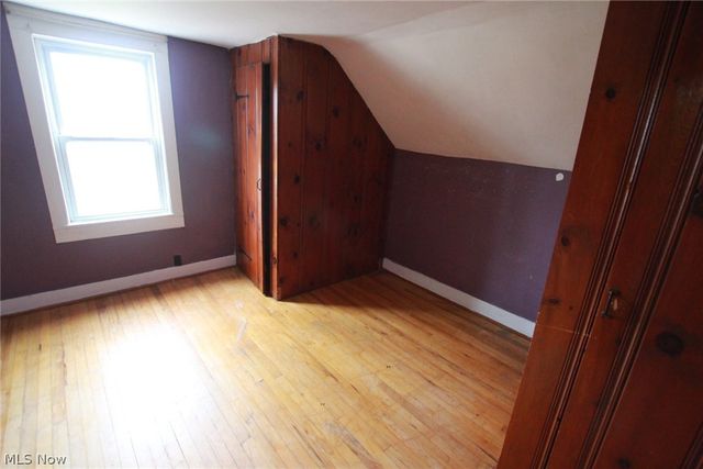 2432 Cadwallader Sonk Road, Cortland, OH 44410