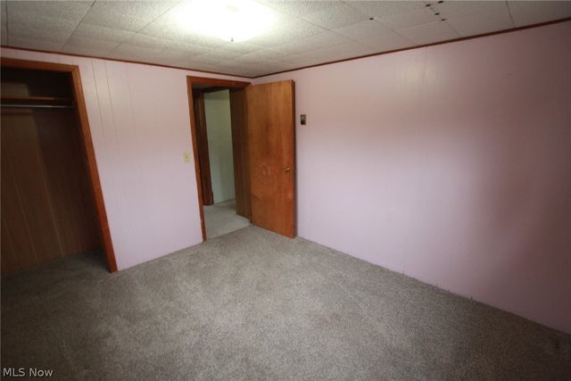 2432 Cadwallader Sonk Road, Cortland, OH 44410