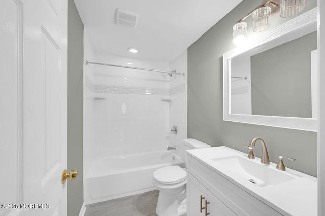126 Dock Street, Union Beach, NJ 07735