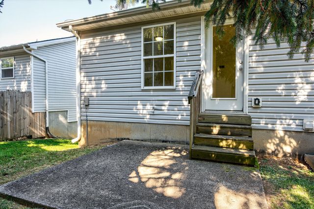 3663 Leisure Creek Court, Lexington, KY 40517