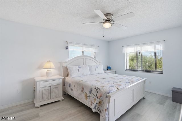 1205 SE 46th LN 201, Cape Coral, FL 33904