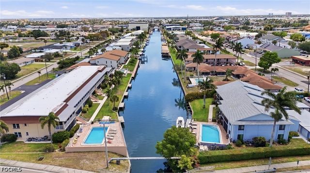 1205 SE 46th LN 201, Cape Coral, FL 33904