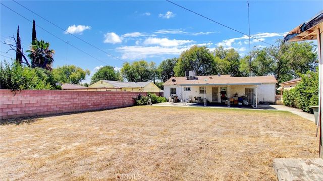 1556 W Virginia, San Bernardino, CA 92411