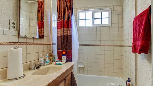 1556 W Virginia, San Bernardino, CA 92411