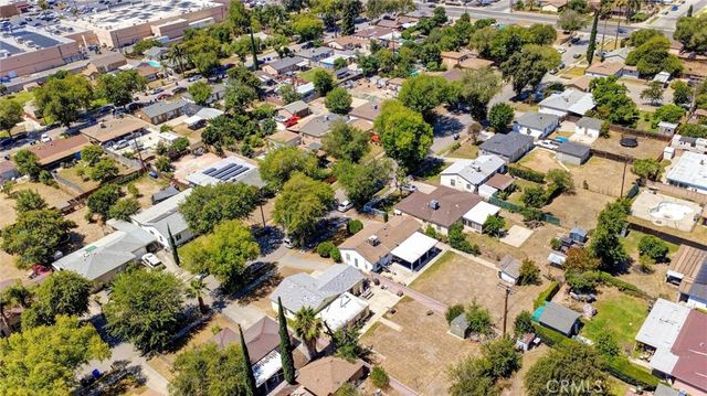 1556 W Virginia, San Bernardino, CA 92411