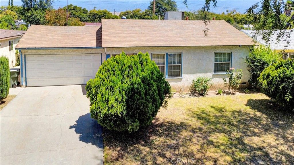 1556 W Virginia, San Bernardino, CA 92411
