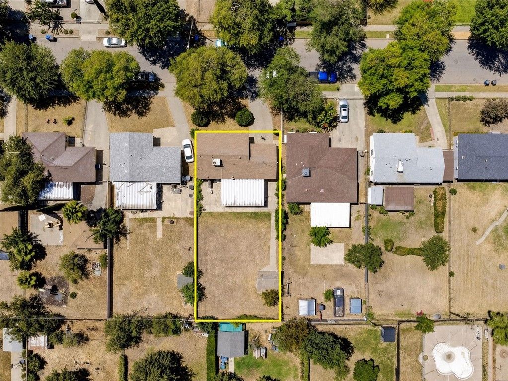 Image 10 of property listing at 1556 W Virginia, San Bernardino, CA 92411