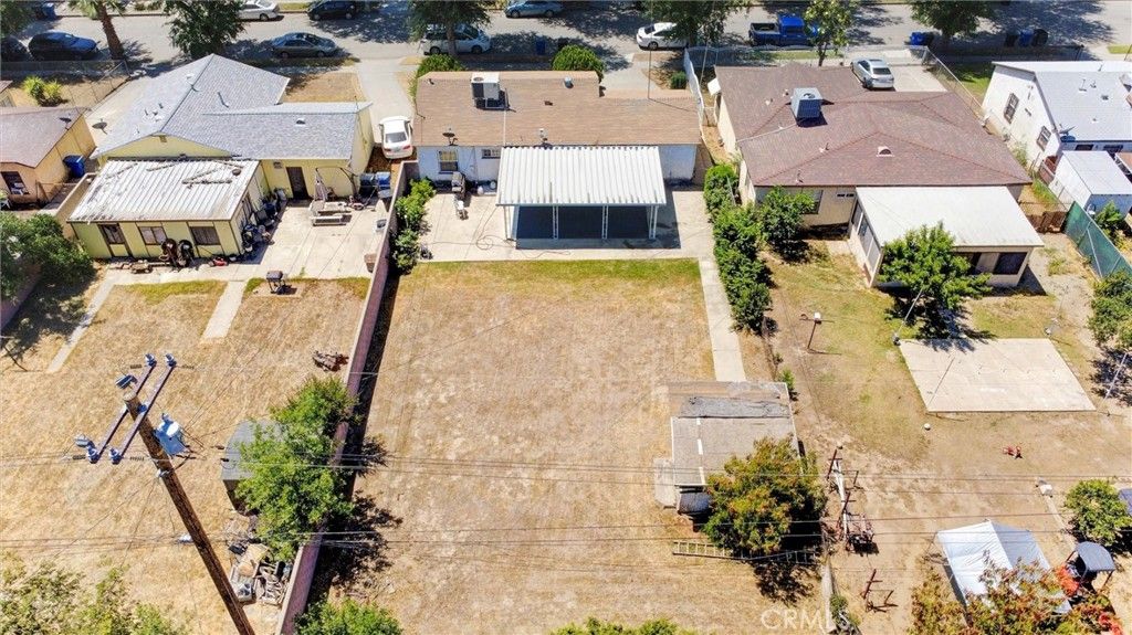 Image 16 of property listing at 1556 W Virginia, San Bernardino, CA 92411