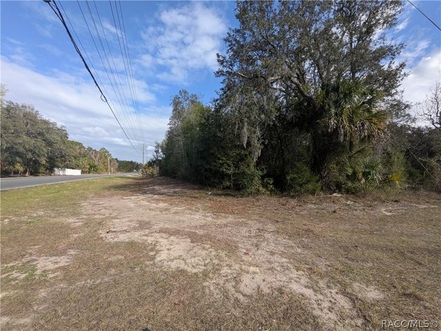 6775 S Sorrell Avenue, Homosassa, FL 34446
