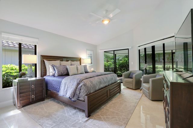 156 Thornton Drive, Palm Beach Gardens, FL 33418