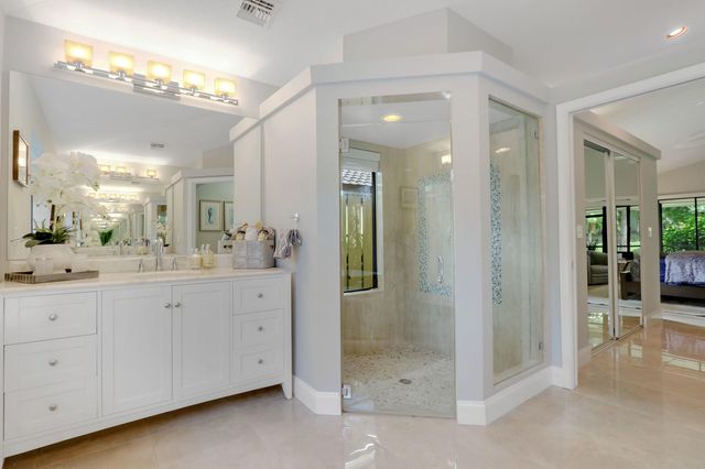 156 Thornton Drive, Palm Beach Gardens, FL 33418
