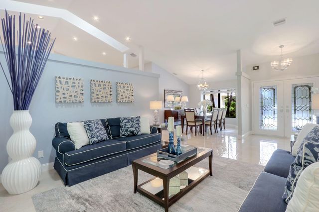 156 Thornton Drive, Palm Beach Gardens, FL 33418