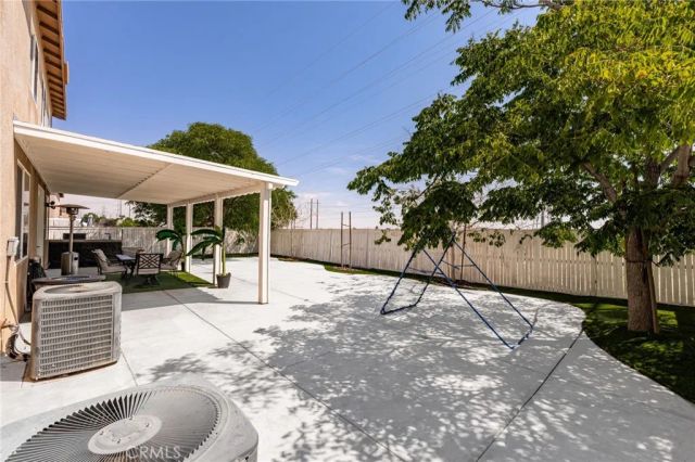 13607 Mayflower Street, Victorville, CA 92392