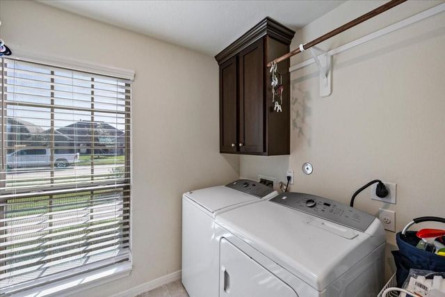 2910 Apache Street, League City, TX 77573