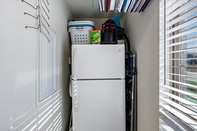 2910 Apache Street, League City, TX 77573