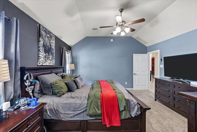 2910 Apache Street, League City, TX 77573