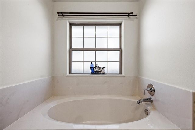 2910 Apache Street, League City, TX 77573