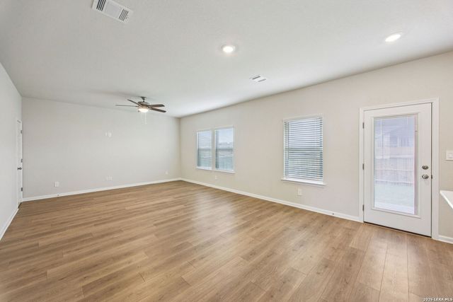 1305 Lydian Broom, San Antonio, TX 78245