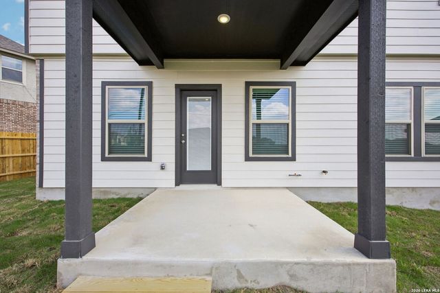 1305 Lydian Broom, San Antonio, TX 78245