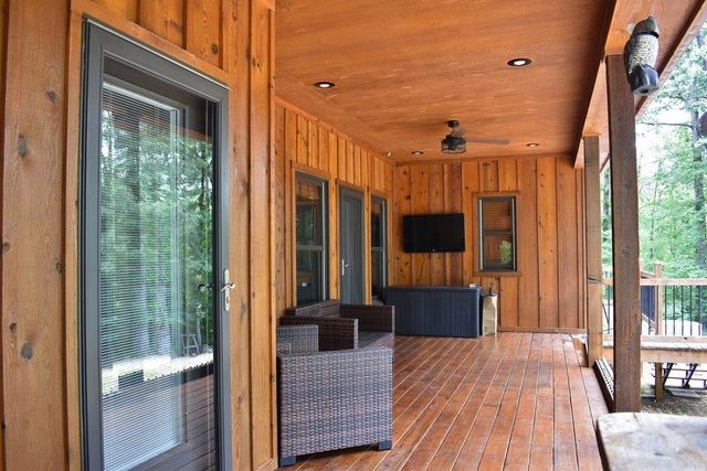 23 Pedrera Lane, Hot Springs Village, AR 71909
