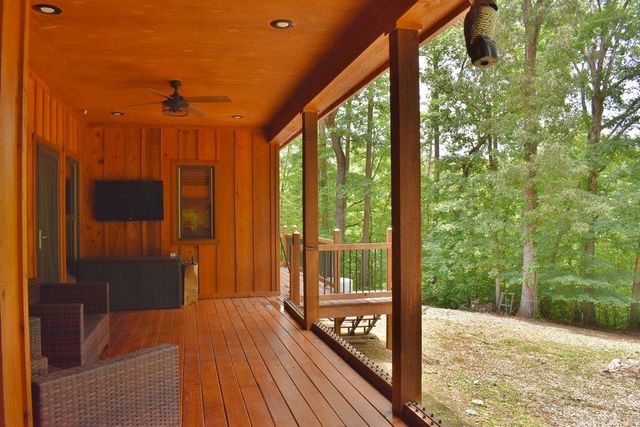 23 Pedrera Lane, Hot Springs Village, AR 71909
