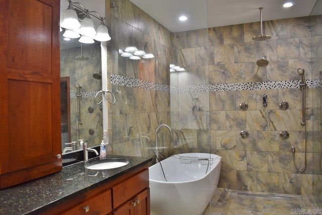 23 Pedrera Lane, Hot Springs Village, AR 71909