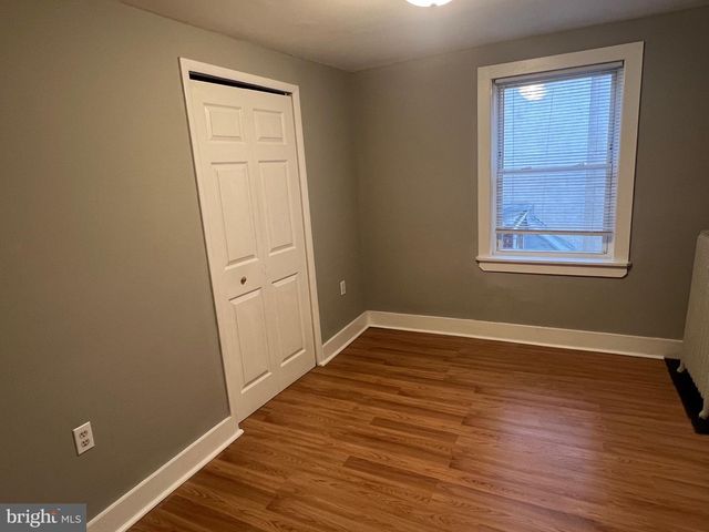 120 W GIRARD AVE, Philadelphia, PA 19123