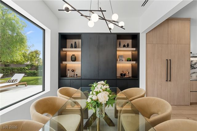 2740 Desert Troon Street, Las Vegas, NV 89135