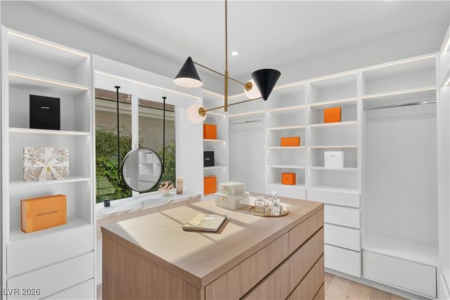 2740 Desert Troon Street, Las Vegas, NV 89135