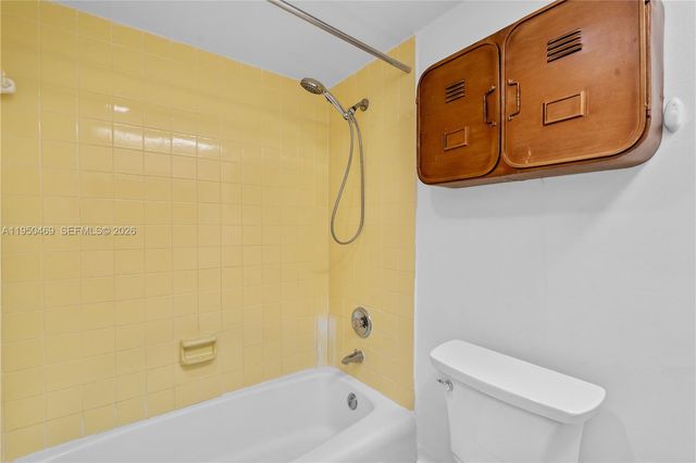 250 174th St 410, Sunny Isles Beach, FL 33160