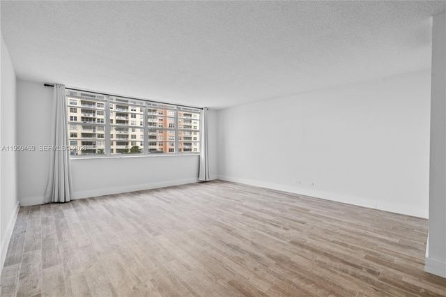 250 174th St 410, Sunny Isles Beach, FL 33160