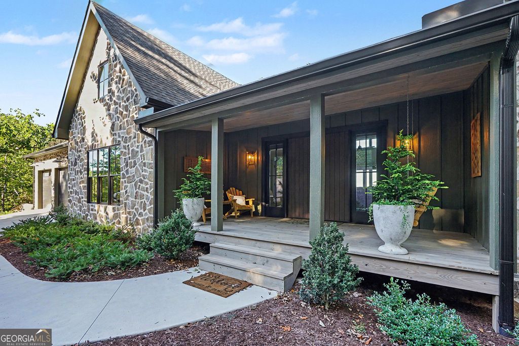 1095 Rabun Bluffs Drive, Lakemont, GA 30552 — exterior