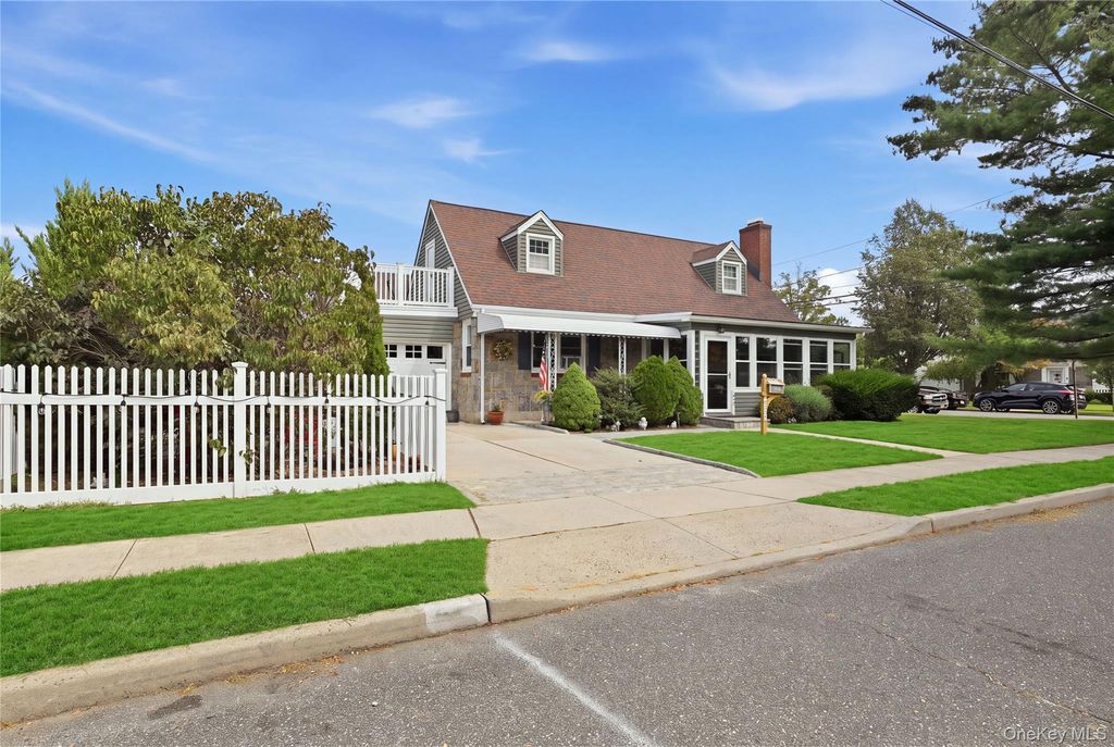 630 9th Street, Garden City South, NY 11552 — exterior