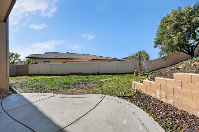 28324 Tupelo Rd, Menifee, CA 92584