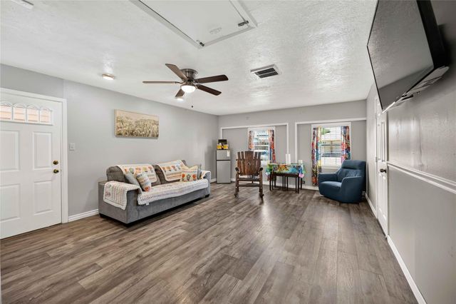 1314 Wentwood Drive, Pasadena, TX 77504