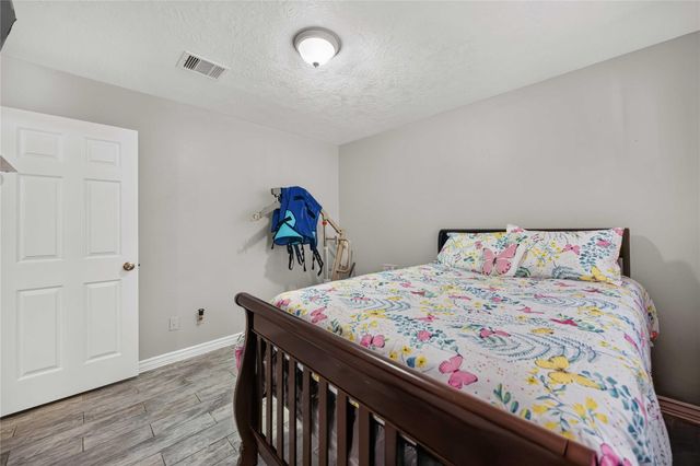 1314 Wentwood Drive, Pasadena, TX 77504
