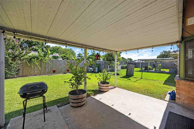 1314 Wentwood Drive, Pasadena, TX 77504