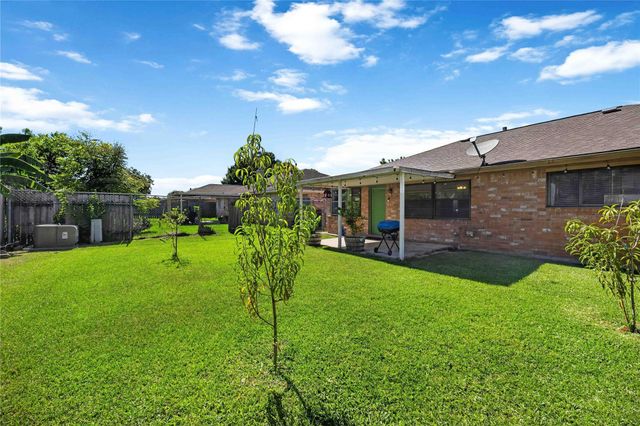 1314 Wentwood Drive, Pasadena, TX 77504