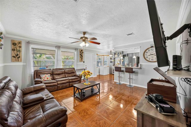 1314 Wentwood Drive, Pasadena, TX 77504