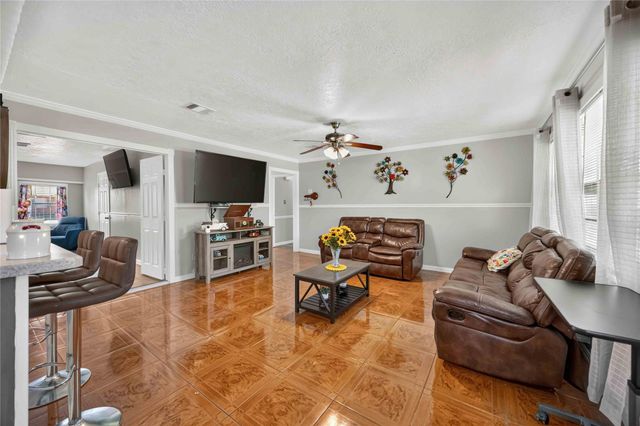 1314 Wentwood Drive, Pasadena, TX 77504